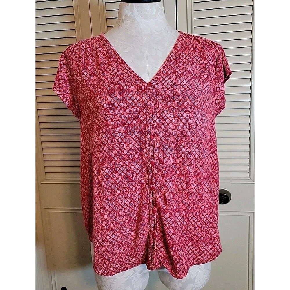 Liz Claiborne Top Womens XL Red Pattern Cap Sleeve Button-Up Rayon V-Neck Shirt
